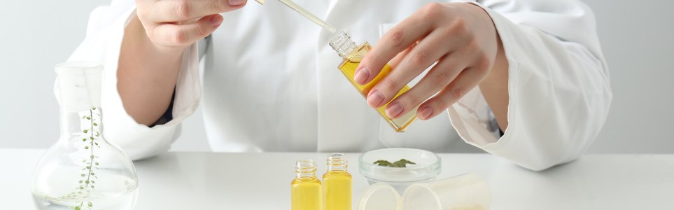 5 Key Components of A Powerful Essential Oil Blend
